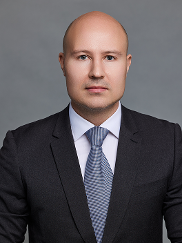 Андрій Охотніков